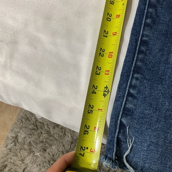 Express Skinny Mid Rise Medium Wash Stretch Jeans Size 2R Distressed - Picture 7 of 13